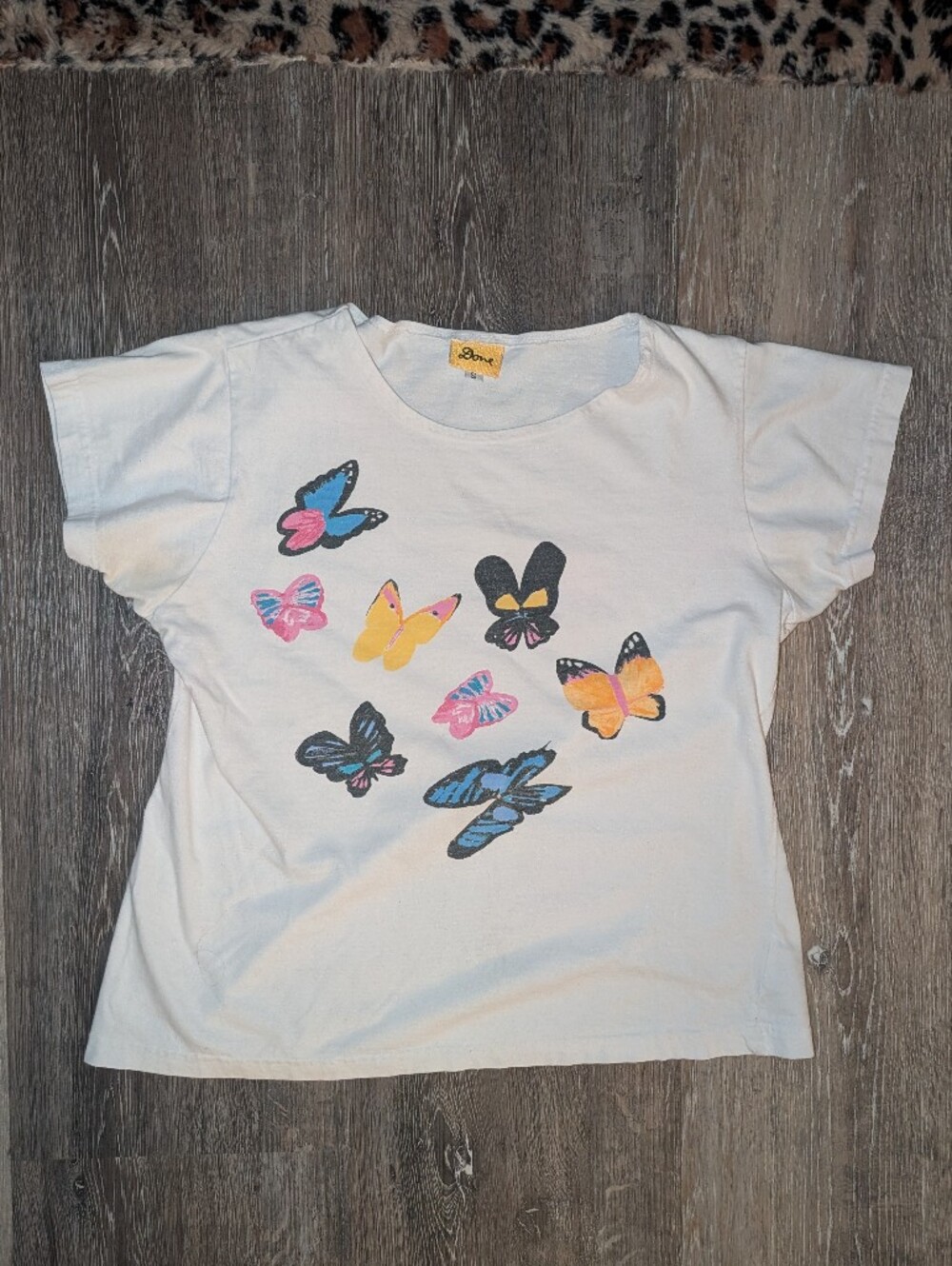 Vintage Graphic White Tee w/ Butterflies